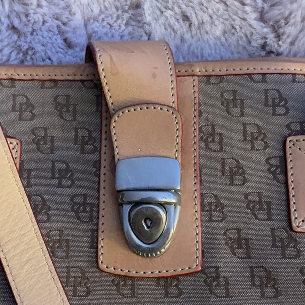 Old Dooney& Bourke bag - Picture 6 of 7